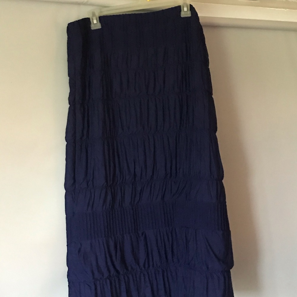 Custom blue bubble skirt.